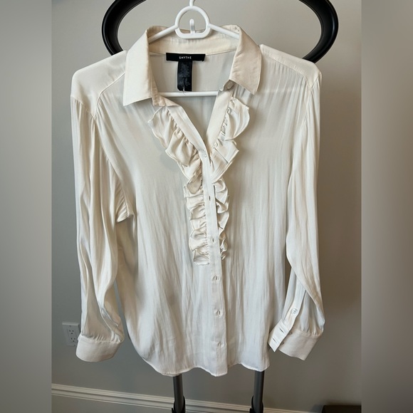 Smythe blouse size small in cream Color. Never worn. - Picture 1 of 4